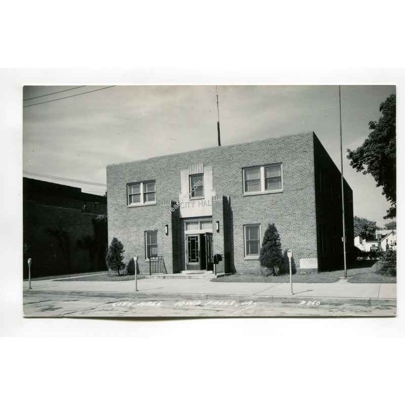 City Hall Iowa Falls Iowa postcard